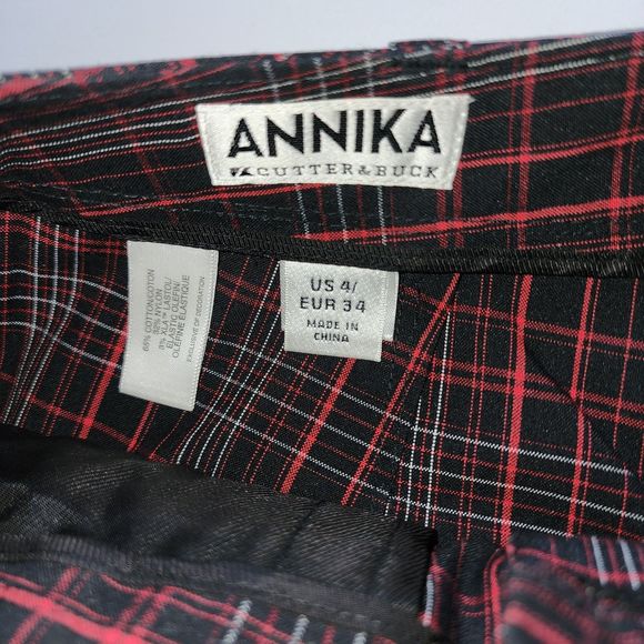 Annika by Cutter & Buck Women's Black & Red Plaid Bermuda Golf Shorts Size 4 - Picture 8 of 10